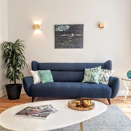 Comfort In The Center Of Apartment Lisbon
