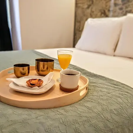 Comfort In The Center Of * リスボン