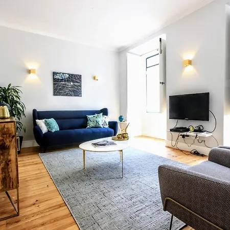 Comfort In The Center Of * Lisboa